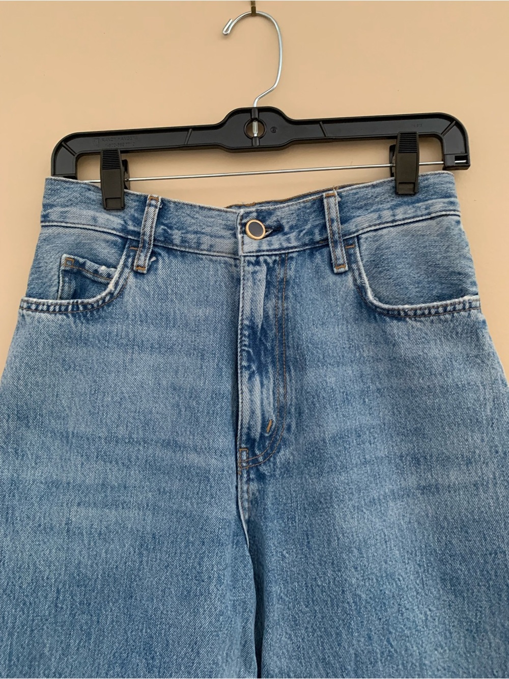 Zara high rise light wash culotte jeans with wide leg. Size 2 - Picture 3 of 13